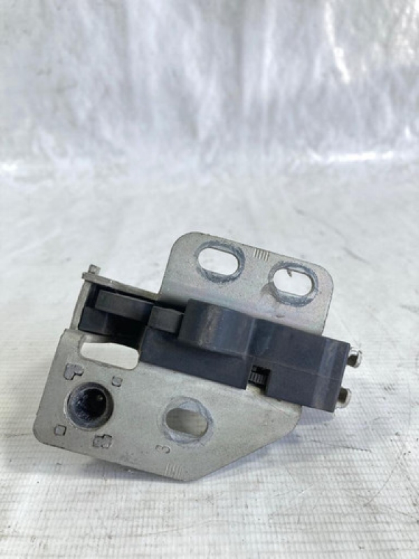 Fechadura Porta Traseira Superior Mb Sprinter 415 515 416 20