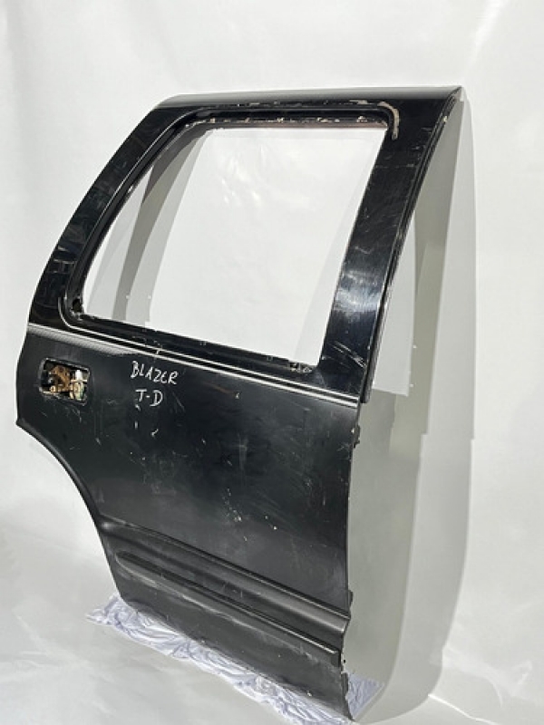 Porta Traseira Direita Chevrolet Gm Blazer 1996 1997 1998 99