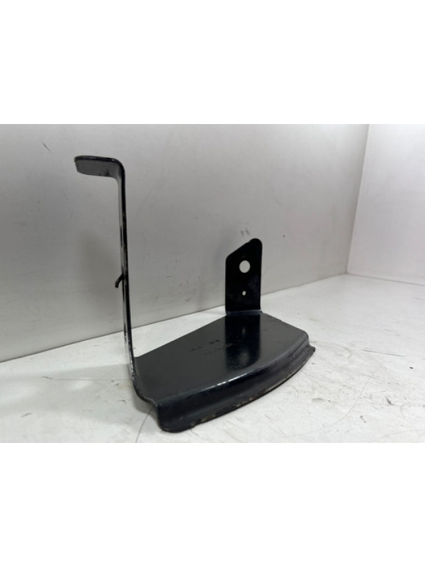 Soleira Suporte Dianteira Esquerda Renault Master 2.3 2022.