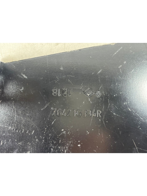 Soleira Suporte Dianteira Esquerda Renault Master 2.3 2022.