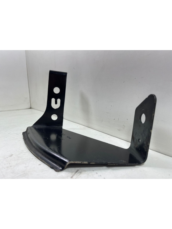 Soleira Suporte Dianteira Esquerda Renault Master 2.3 2022.