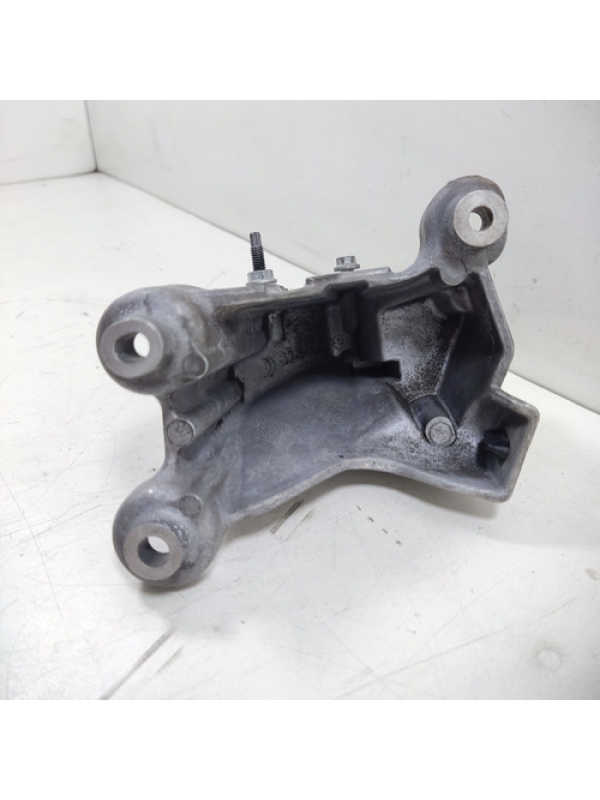 Suporte Tampa Motor Fiat Ducato Boxer 2.0 2022, 2023, 2024.