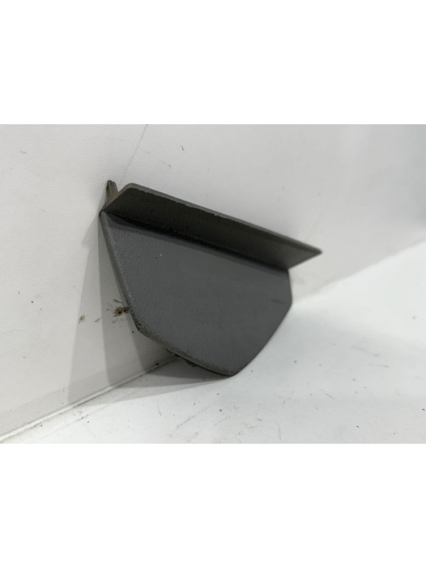 Acabamento Lateral Esquerdo Console Renault Master 2.5 2012.