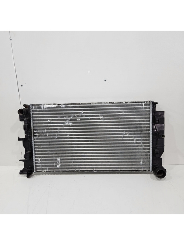 Radiador De Água Mb Sprinter 415 515 416 2013 À 2023 Detalhe