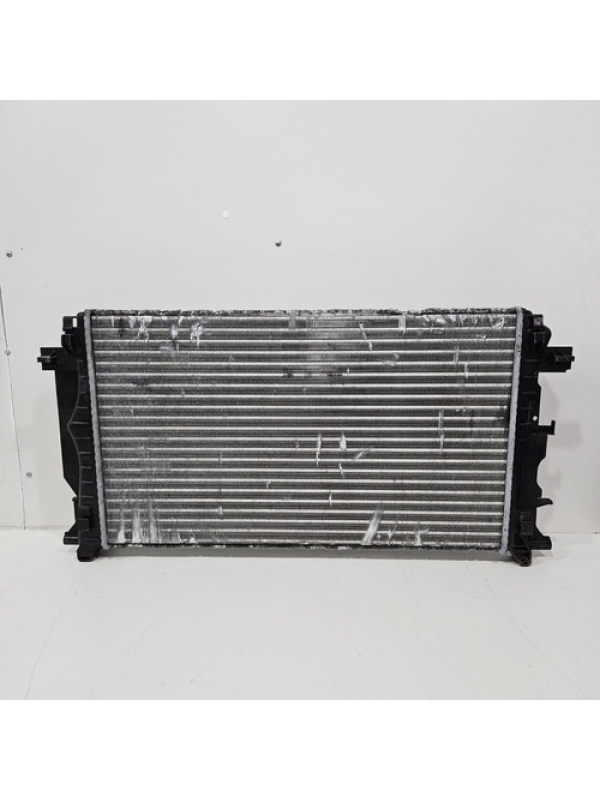 Radiador De Água Mb Sprinter 415 515 416 2013 À 2023 Detalhe
