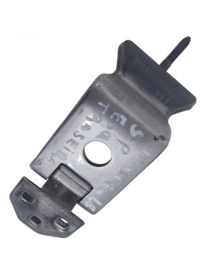 Dobradiça Esquerda Porta Traseira Renault Master 2.3 2016.