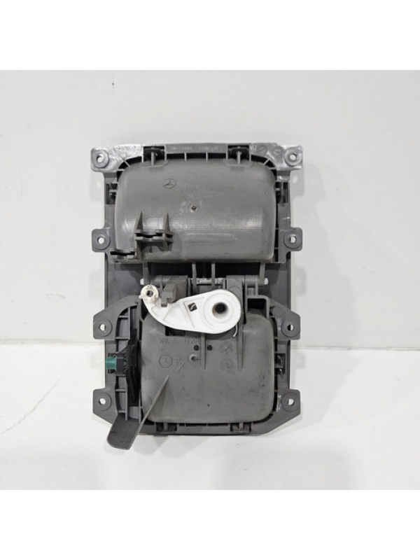 Maçaneta Interna Traseira Direita Mb Sprinter 415, 311 2019.