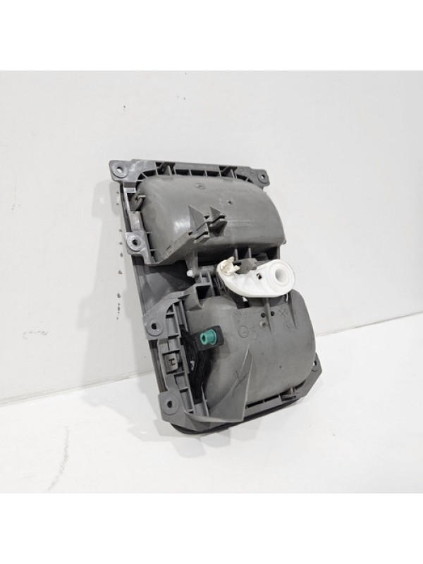 Maçaneta Interna Traseira Direita Mb Sprinter 415, 311 2019.