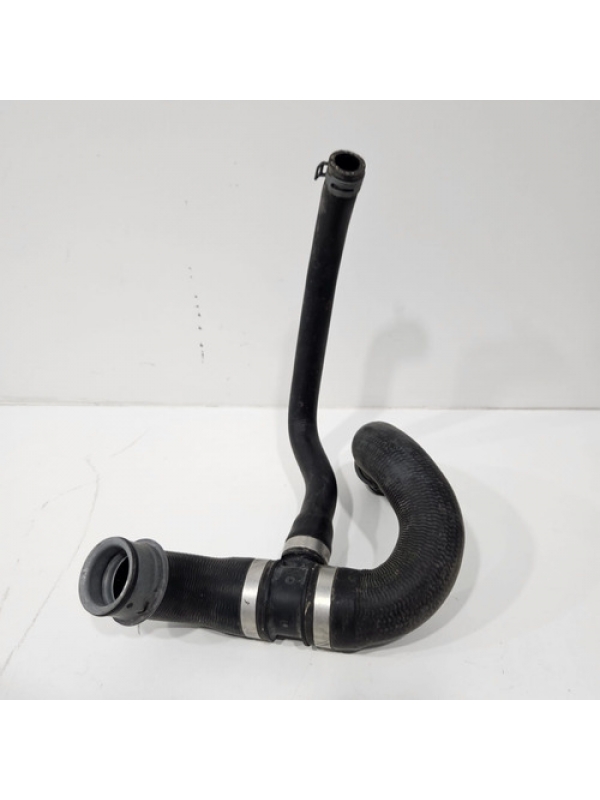 Mangueira Inferior Radiador Mb Sprinter 2020 2021 2022 2023.