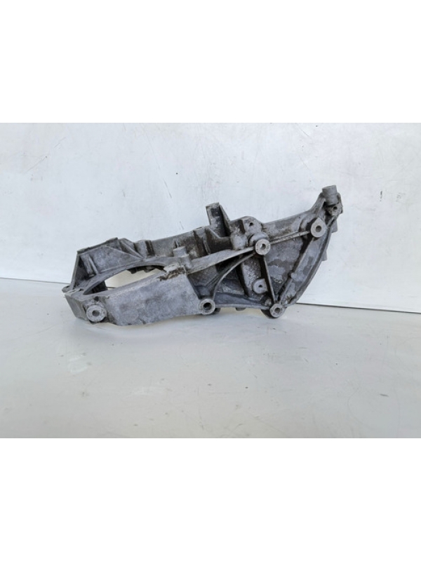 Suporte Alternador Renault Master 2.5 2005 2006 2007 À 2012