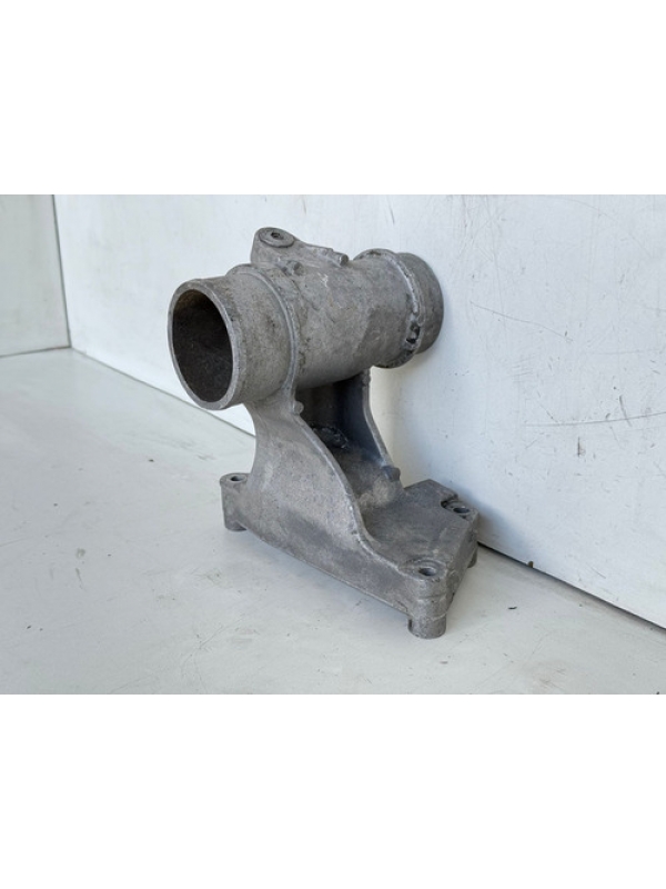 Suporte Cano Agua Renault Master 2.5 2005 2006 2007 À 2012