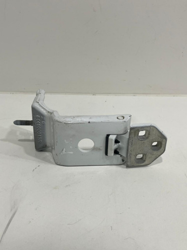 Dobradiça Porta Traseira Esq. Renault Master 2.3 2013 À 2022