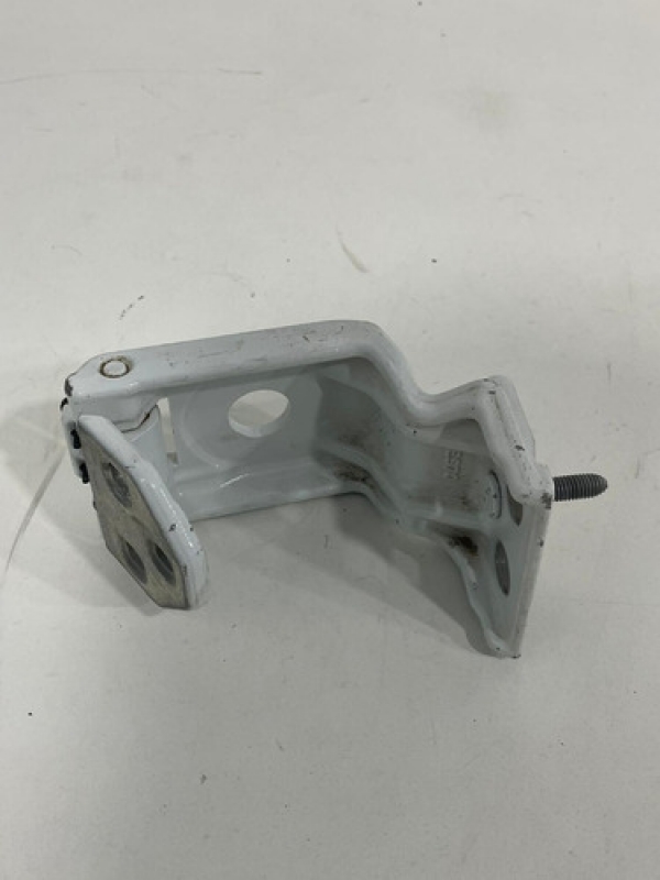 Dobradiça Porta Traseira Esq. Renault Master 2.3 2013 À 2022