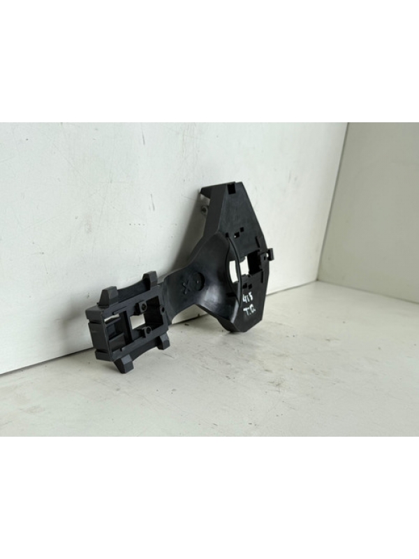 Suporte Maçaneta Porta Traseira Mb Sprinter 415 2013 À 2019.