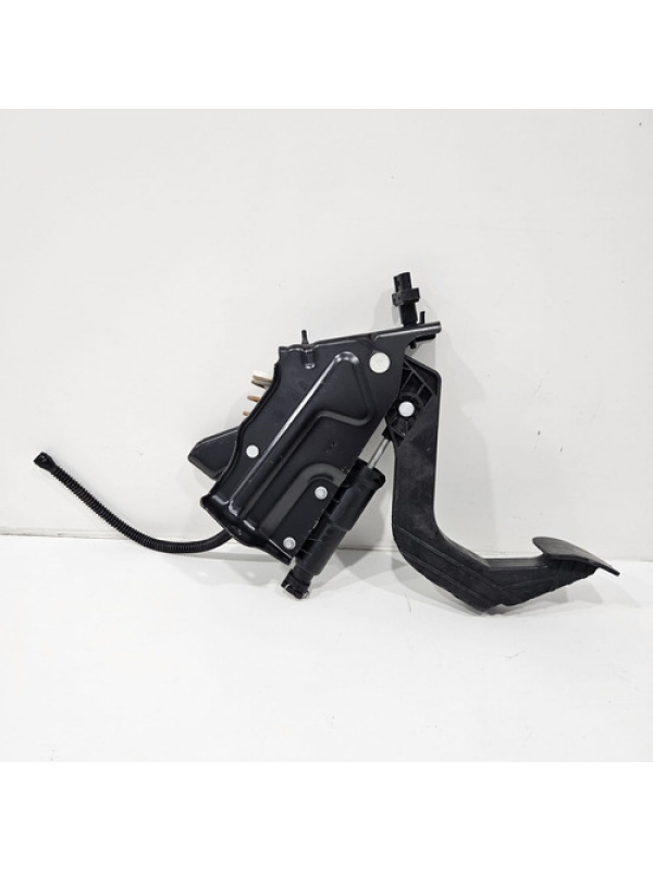Pedal Embreagem Mb Sprinter 313 415 515 2016 2017 2018 2019.