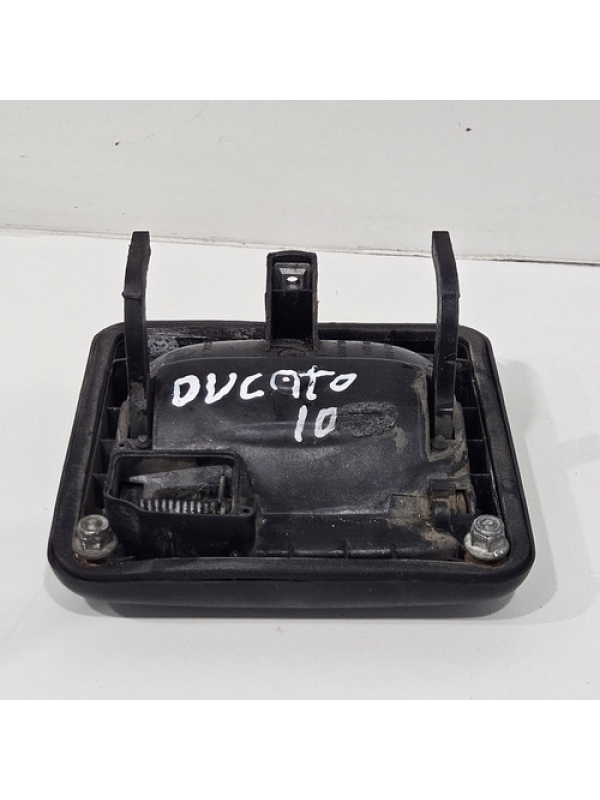 Maçaneta Externa Dianteira/traseira Fiat Ducato 2015 2016 17