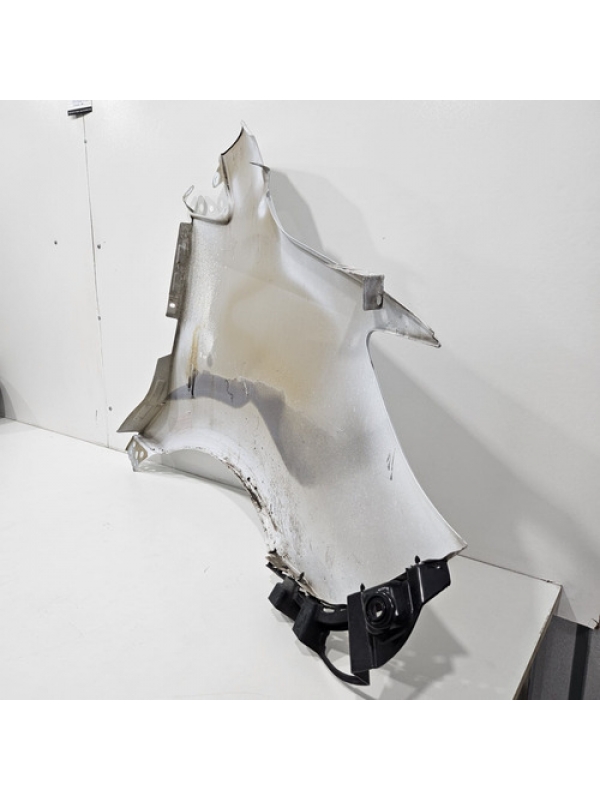 Paralama Esquerdo Mb Sprinter 517 314 416 2022 2023 2024 025