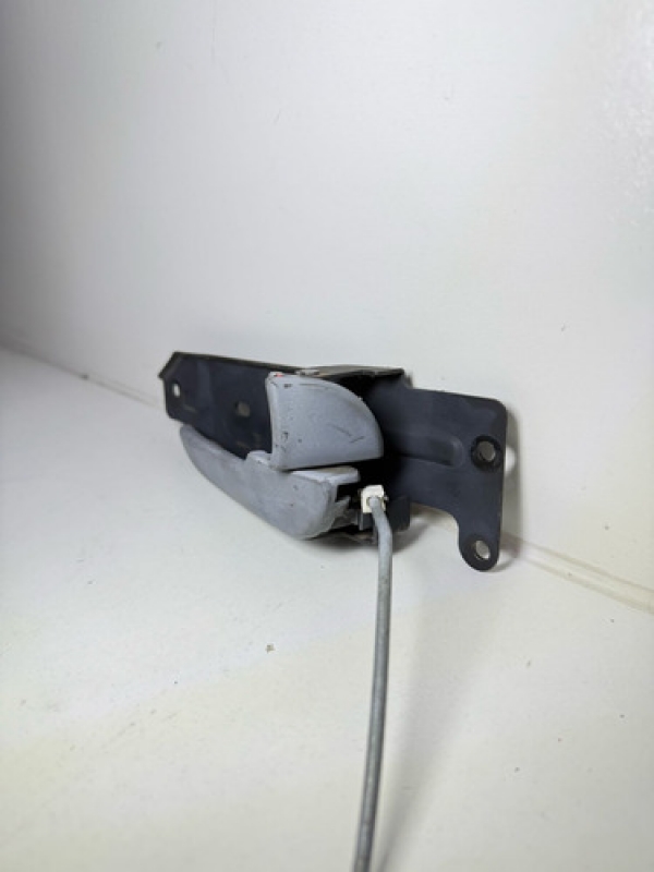 Maçaneta Interna Porta Dianteira Direita Kia Bongo 2005 À 12