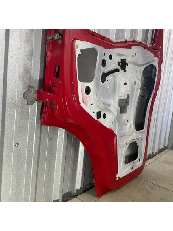 Porta Dianteira Direita Renault Master  2.5 2010 2011 2012.