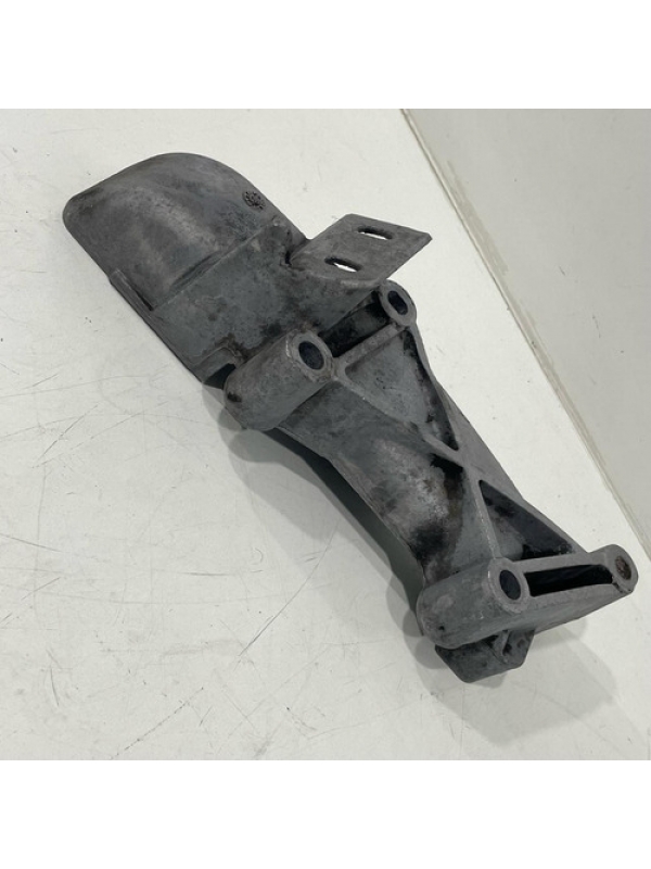 Suporte Coxim Calço Do Motor Renault Master 2.5 2004 À 2012.