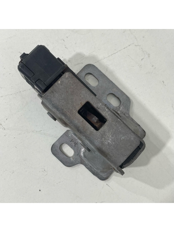 Fechadura Superior Porta Traseira Direita Mb Sprinter 416 20