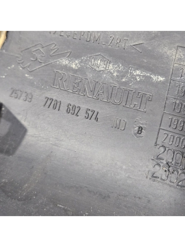 Friso Lateral Traseiro Direito Da Renault Master 2003 À 2012