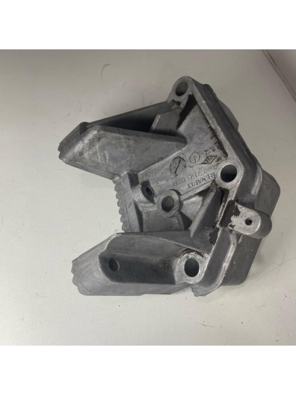 Suporte Do Motor Renault Master 2.5 2004 / 2005 06 07 À 2012