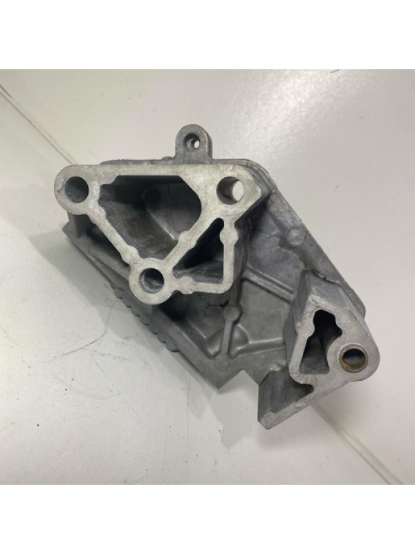 Suporte Do Motor Renault Master 2.5 2004 / 2005 06 07 À 2012