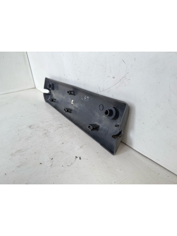 Friso Lateral Traseiro Direito Renault Master 2.5 2003 À 12