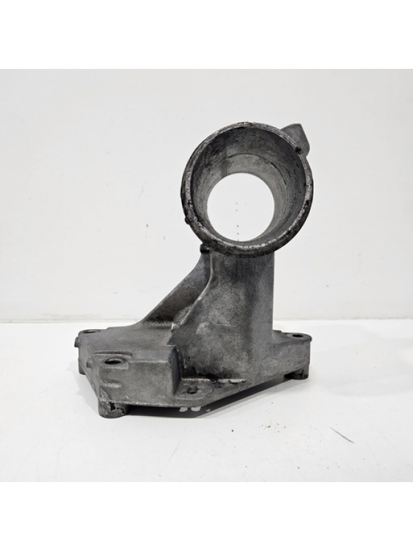 Suporte Mangueira Água Intercooler Master 2.5 2004 Até 2013.