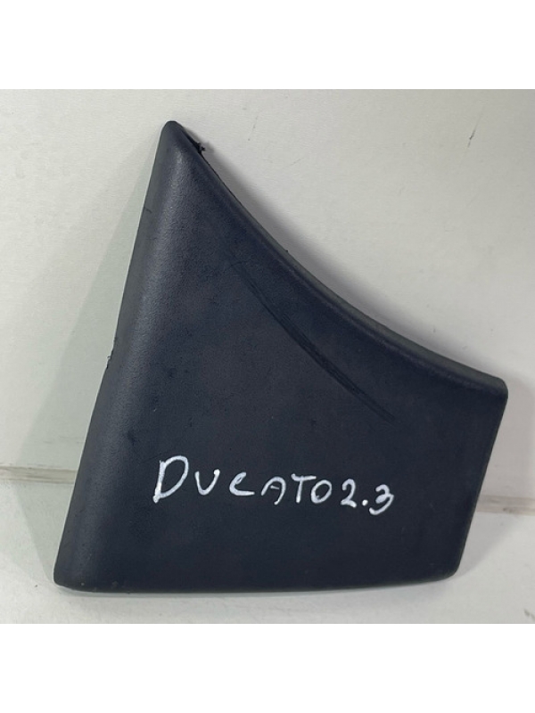 Acabamento Lateral Traseiro Esquerdo Fiat Ducato 2006 À 2017