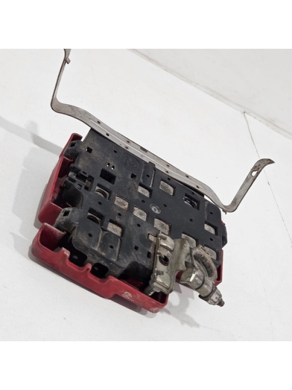 Caixa Fusível Polo Da Bateria Renault Master 2.3 2013 À 2022