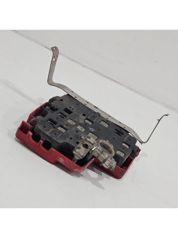 Caixa Fusível Polo Da Bateria Renault Master 2.3 2013 À 2022