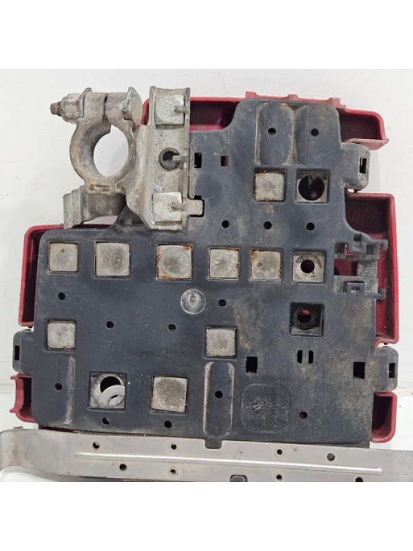 Caixa Fusível Polo Da Bateria Renault Master 2.3 2013 À 2022