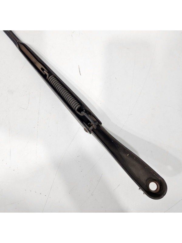 Braço Limpador Direito Para-brisa Renault Master 2013 À 2024