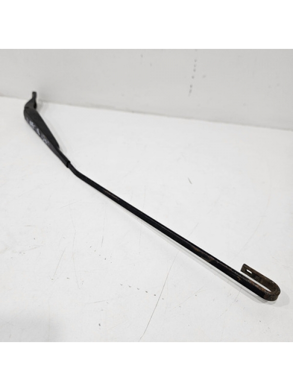 Braço Limpador Direito Para-brisa Renault Master 2013 À 2024