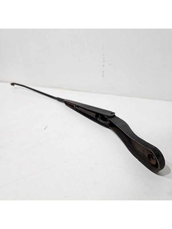 Braço Limpador Direito Para-brisa Renault Master 2013 À 2024