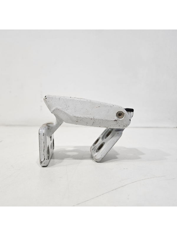 Dobradiça Superior Traseira Esquerda Mb Sprinter 311 313 415