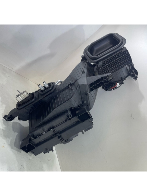 Caixa De Ar Forçado Mb Sprinter 314 416 516 2.2 2020 À 2023.