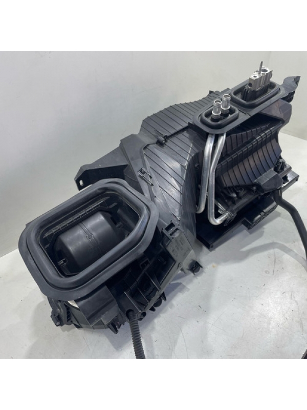 Caixa De Ar Forçado Mb Sprinter 314 416 516 2.2 2020 À 2023.