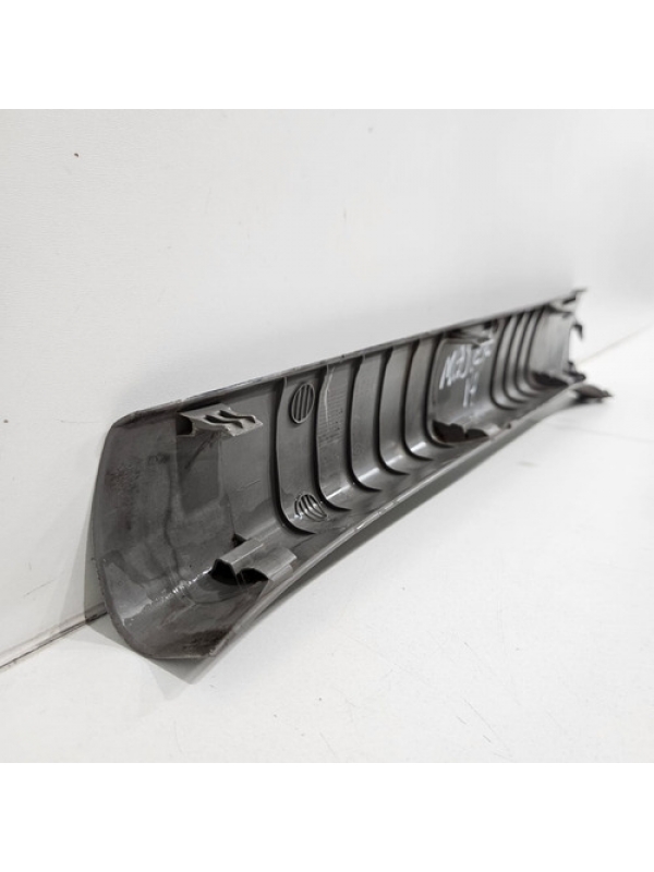 Acabamento Coluna Lado Direito Para-brisa Master 2013 À 2022