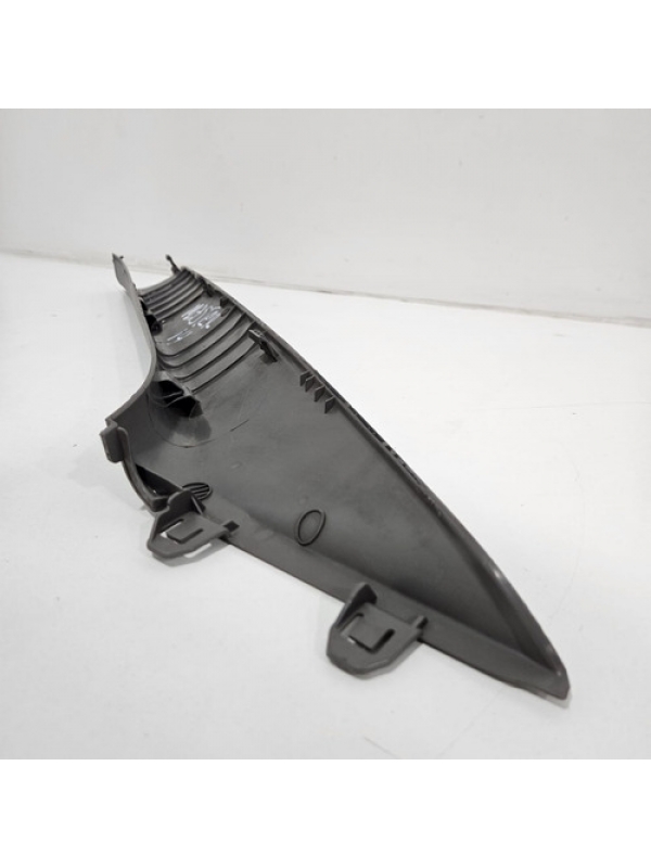 Acabamento Coluna Lado Direito Para-brisa Master 2013 À 2022