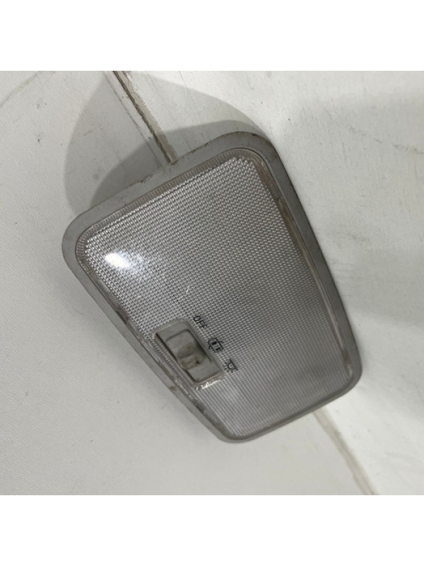Luz Teto Interna Cortesia Toyota Hilux Srx Srv 2016 A 2020 .