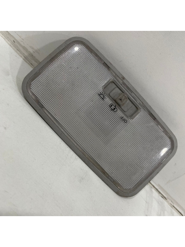Luz Teto Interna Cortesia Toyota Hilux Srx Srv 2016 A 2020 .