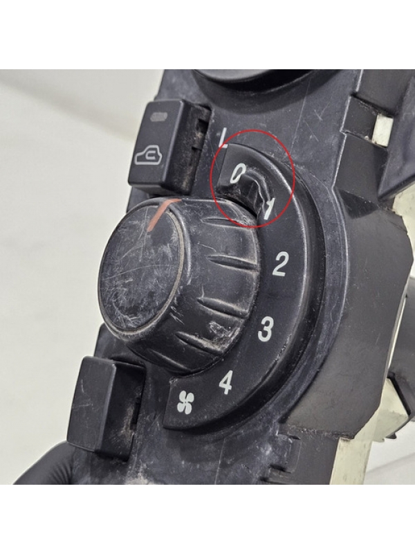Comando Ar Ventilação Hyundai Hr 2.5 8v 2008 À 2012 Detalhe.