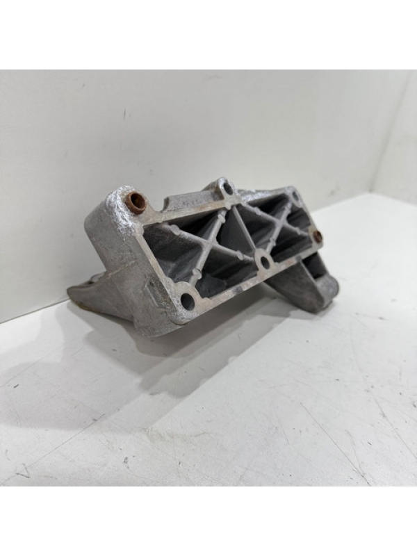 Suporte Coxim Motor Direito Iveco Daily 35s14 3.0 2013 À 019