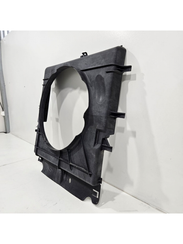 Defletor Ventilador Mb Sprinter 415 2013 À 2018 2019 Detalhe