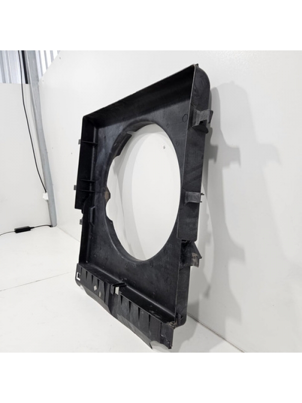 Defletor Ventilador Mb Sprinter 415 2013 À 2018 2019 Detalhe