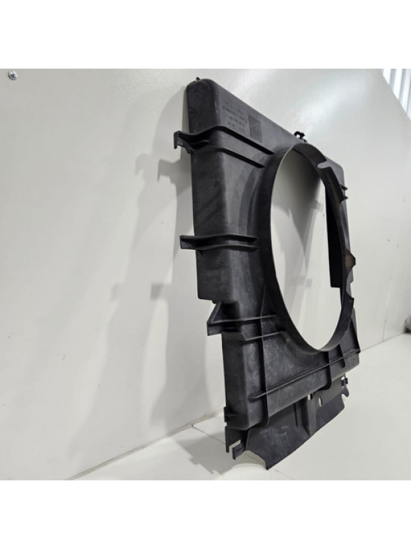 Defletor Ventilador Mb Sprinter 415 2013 À 2018 2019 Detalhe