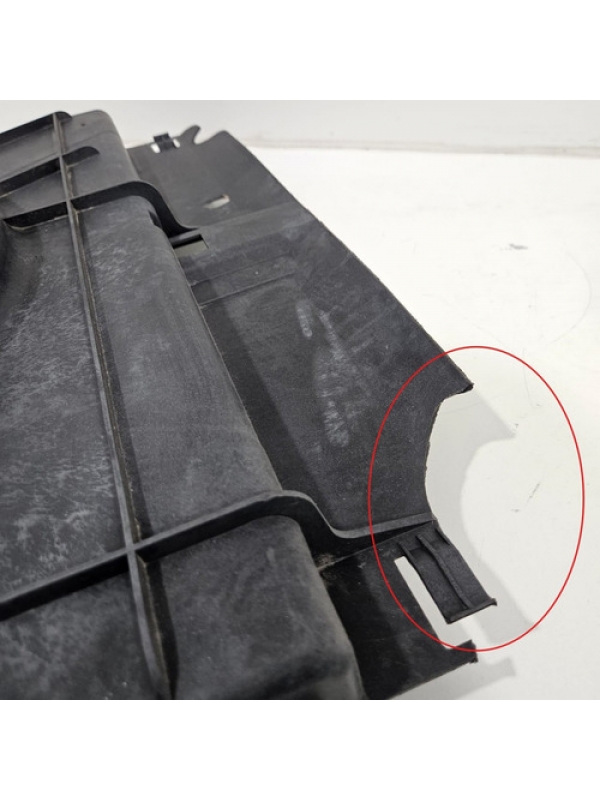 Defletor Ventilador Mb Sprinter 415 2013 À 2018 2019 Detalhe